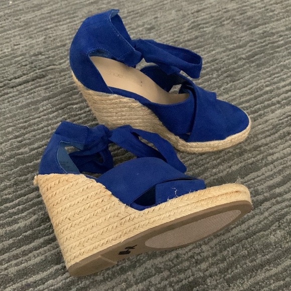 Shoedazzle lace up espadrilles - Picture 3 of 8